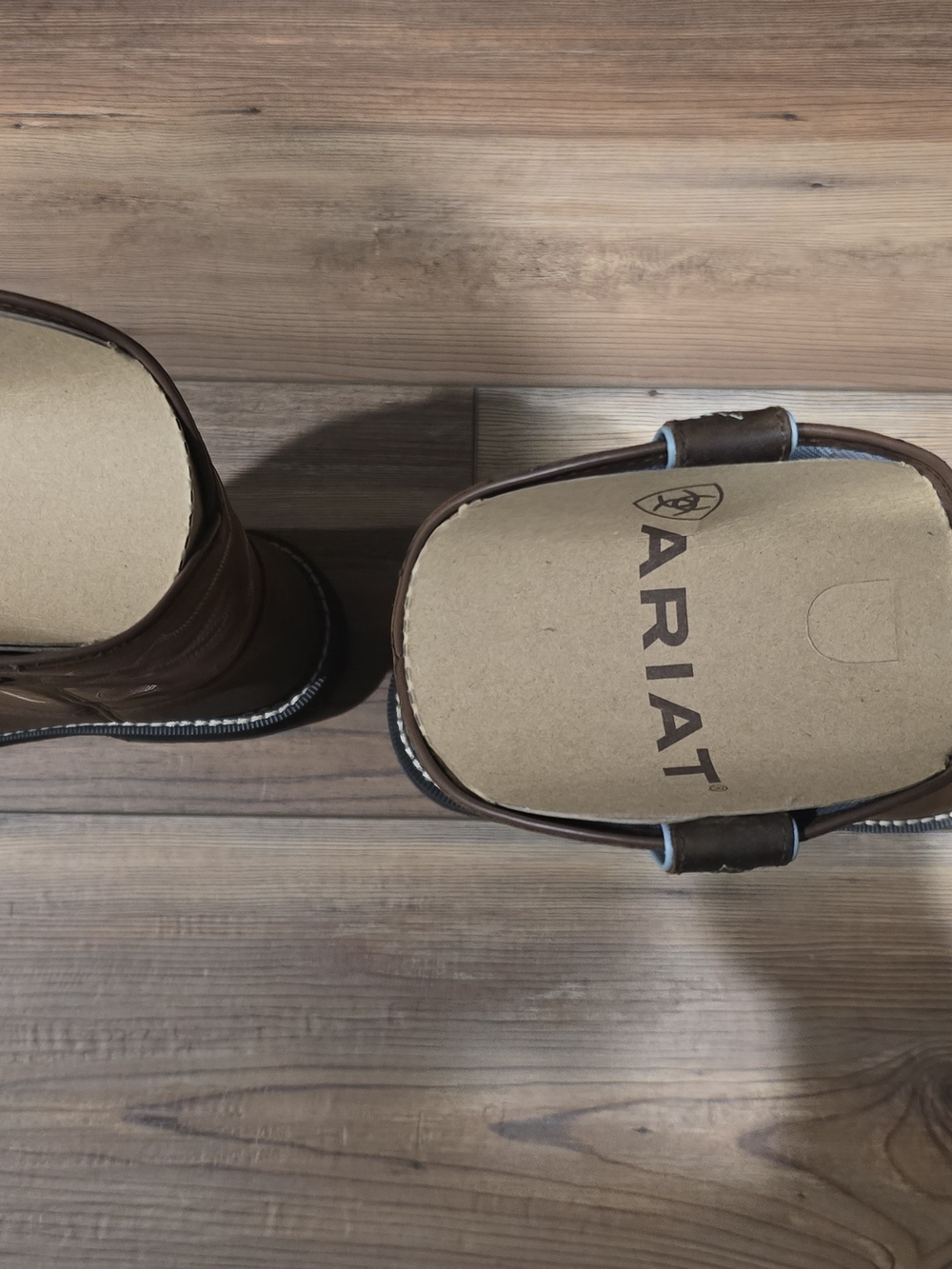 Ariat Brown VR/AR Accessories - Brown Virtual Reality Headset Cover